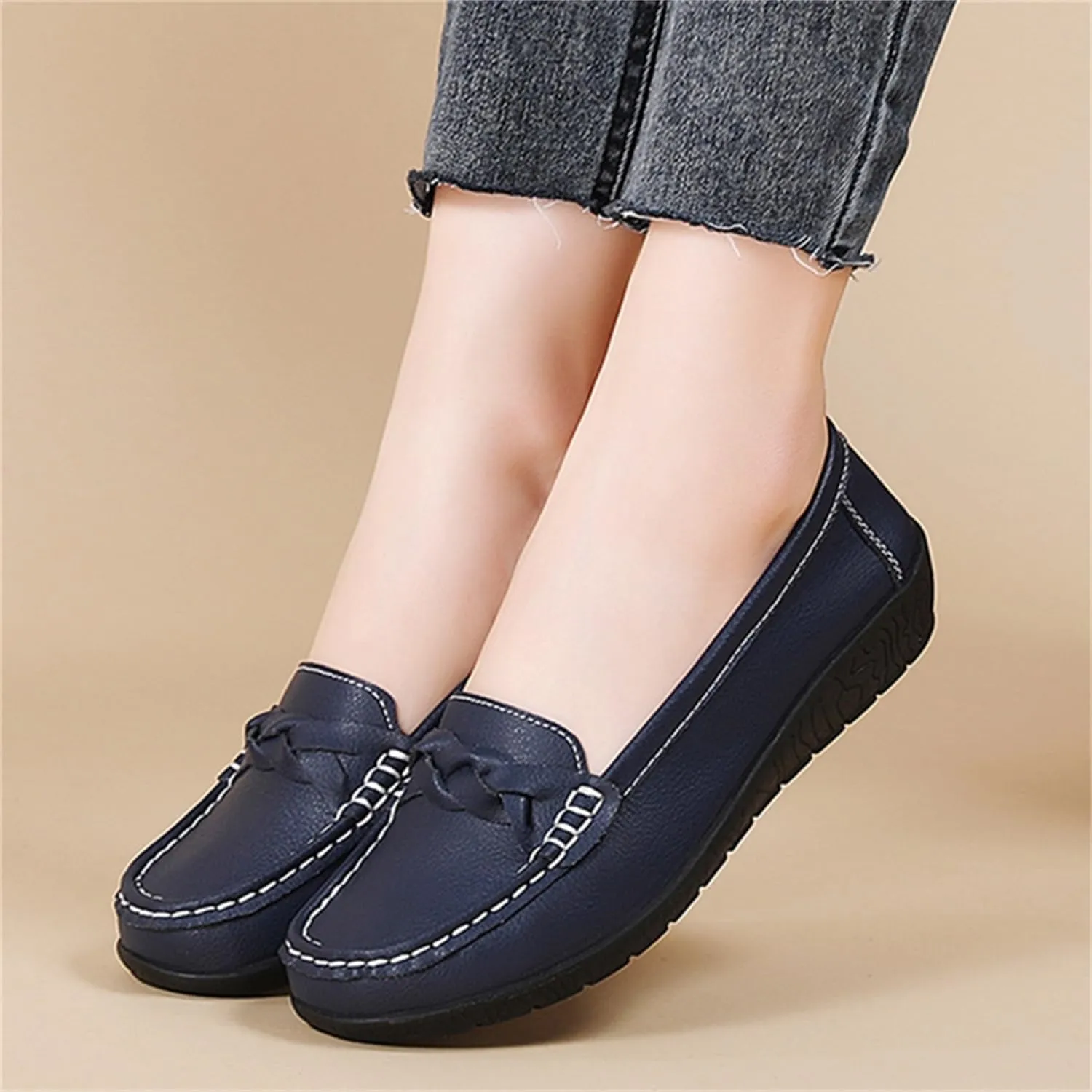 CHUUMEE Cowhide Leather Women's Flat Loafers Round Toe Minimalist Business Office Versatile Slip On Lightweight Casual Shoes