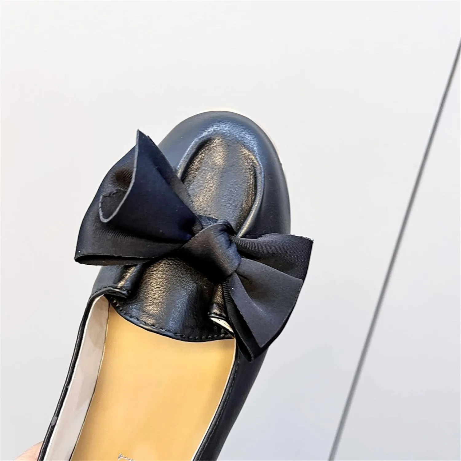 Hbeylia Women's Slip On Loafers Fashion Bowknot Design Leather Soft Comfort Round Toe Non Slip Low Heels Ballet Flats Lightweight Fall Business Formal Work Nurse Dress Loafers