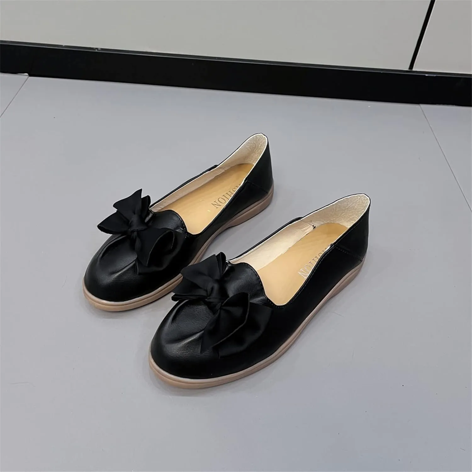 Hbeylia Women's Slip On Loafers Fashion Bowknot Design Leather Soft Comfort Round Toe Non Slip Low Heels Ballet Flats Lightweight Fall Business Formal Work Nurse Dress Loafers