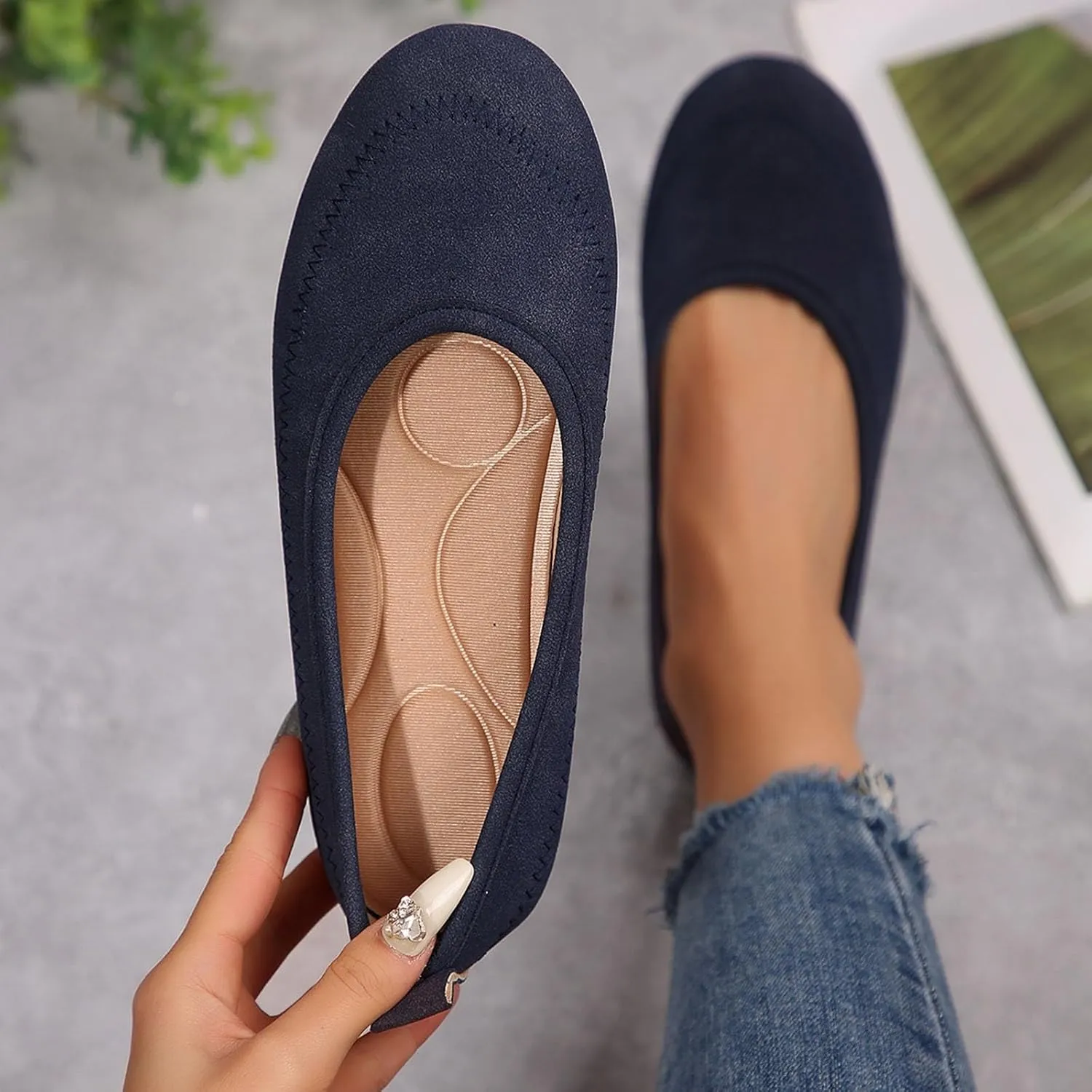 Women's Casual Flat Shoes Comfortable Slip On Ballet Loafers for Everyday Wear with Soft Leather Upper