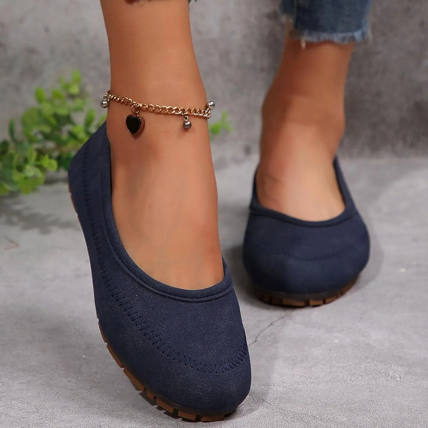 Women's Casual Flat Shoes Comfortable Slip On Ballet Loafers for Everyday Wear with Soft Leather Upper